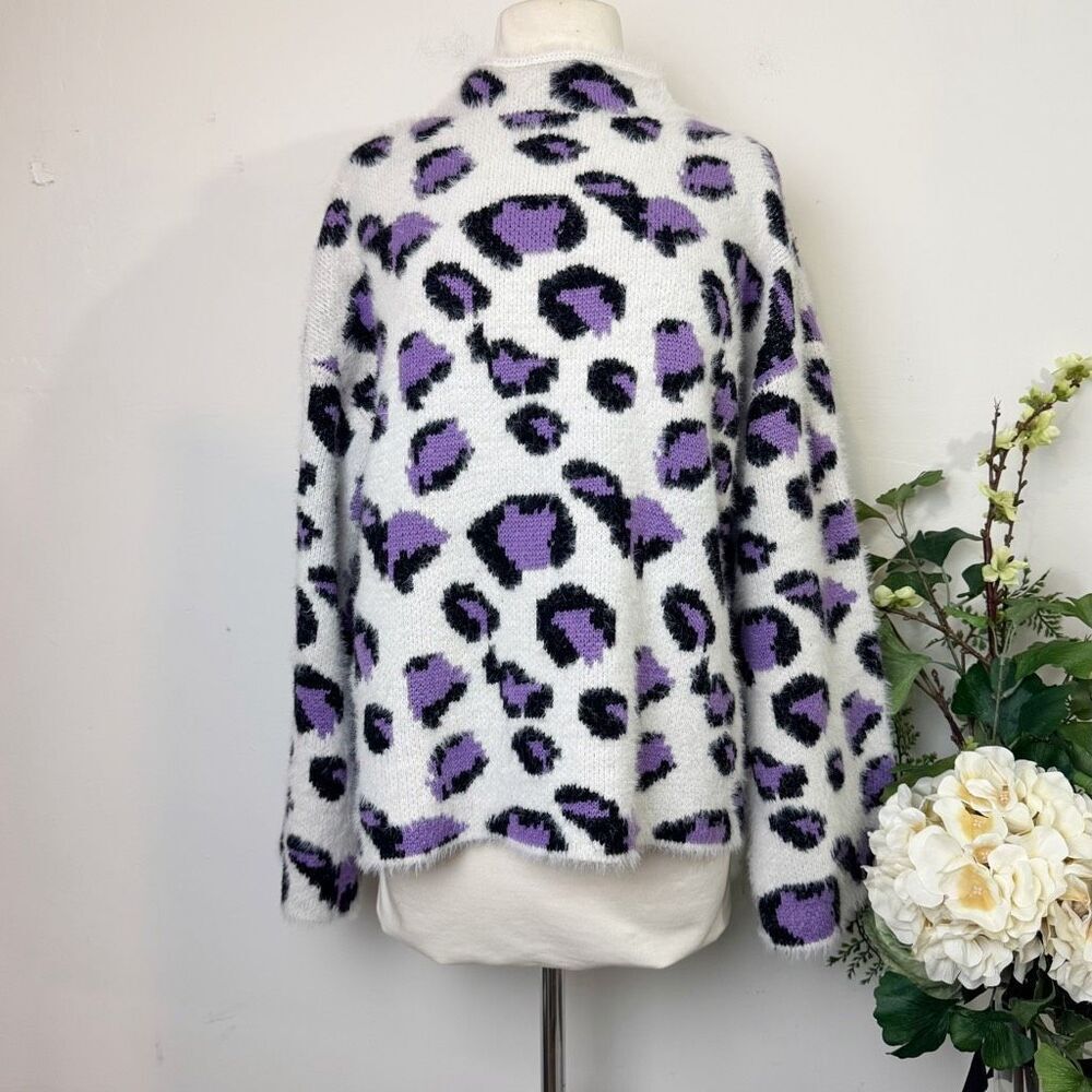 Moon River Lilac Leopard Funnel Neck Sweater | Large | Anthropologie